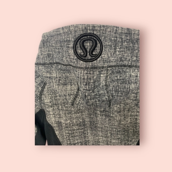 Lululemon Scuba Zip Hoodie Grey & Black, Size 6, Excellent Gently Used Condition - Picture 4 of 8